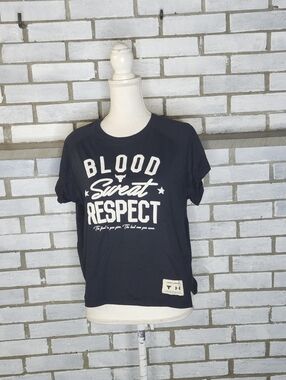 Under Armour Women’s Short Sleeve Logo T-Shirt Size XS Blood Sweat Respect Top
